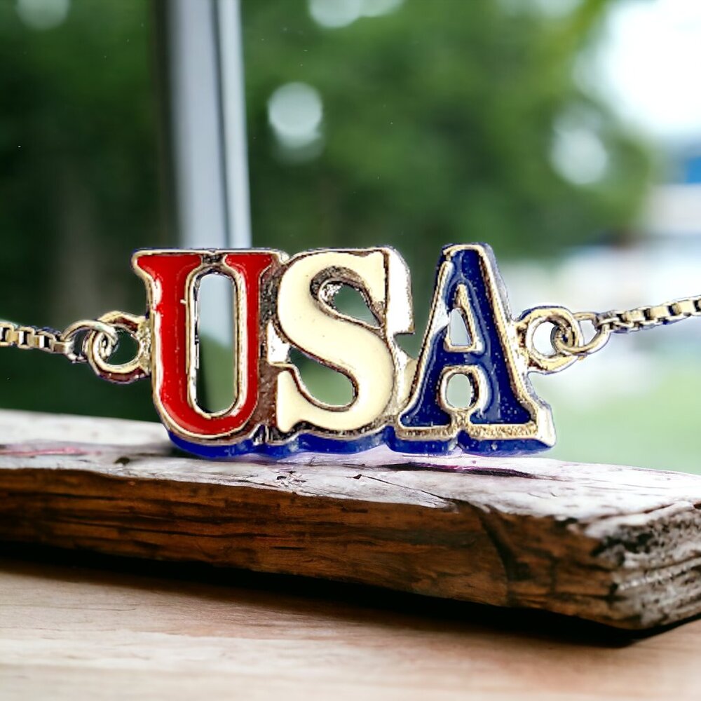 MACY'S HOLIDAY LANE USA Slider Bracelet